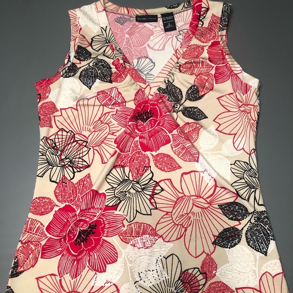 New York & Co flower tank top - Picture 1 of 4